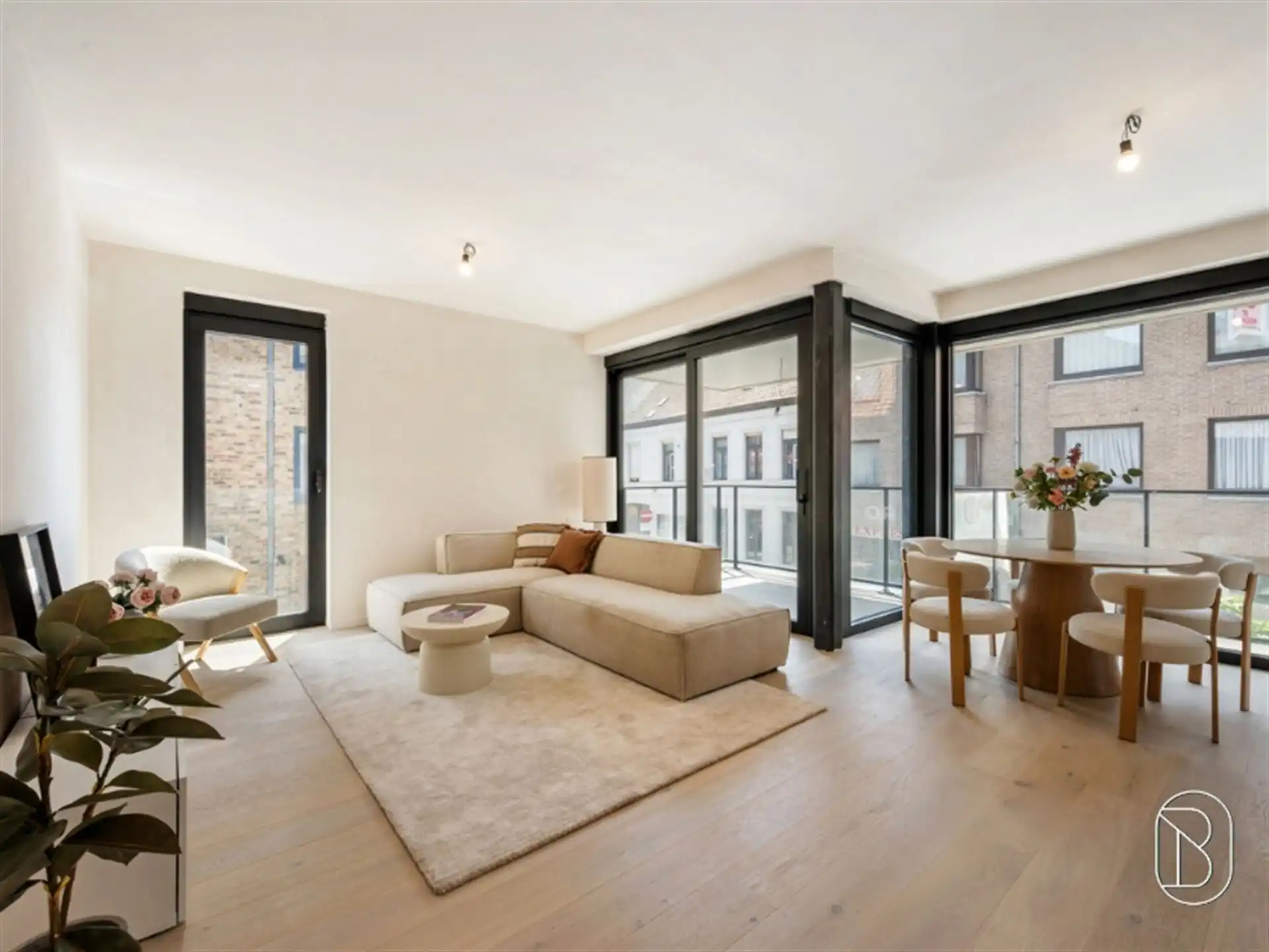 Mooie appartementen met terras + handelspand op topligging foto 3