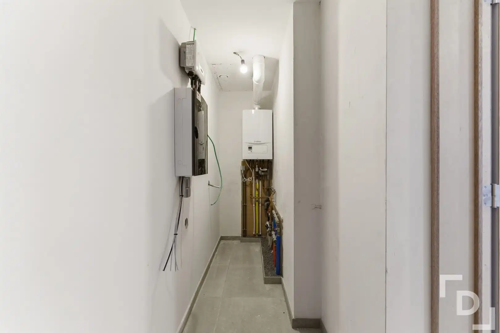 Nieuwbouwappartement met 2 terrassen te koop in centrum Ieper. foto 15