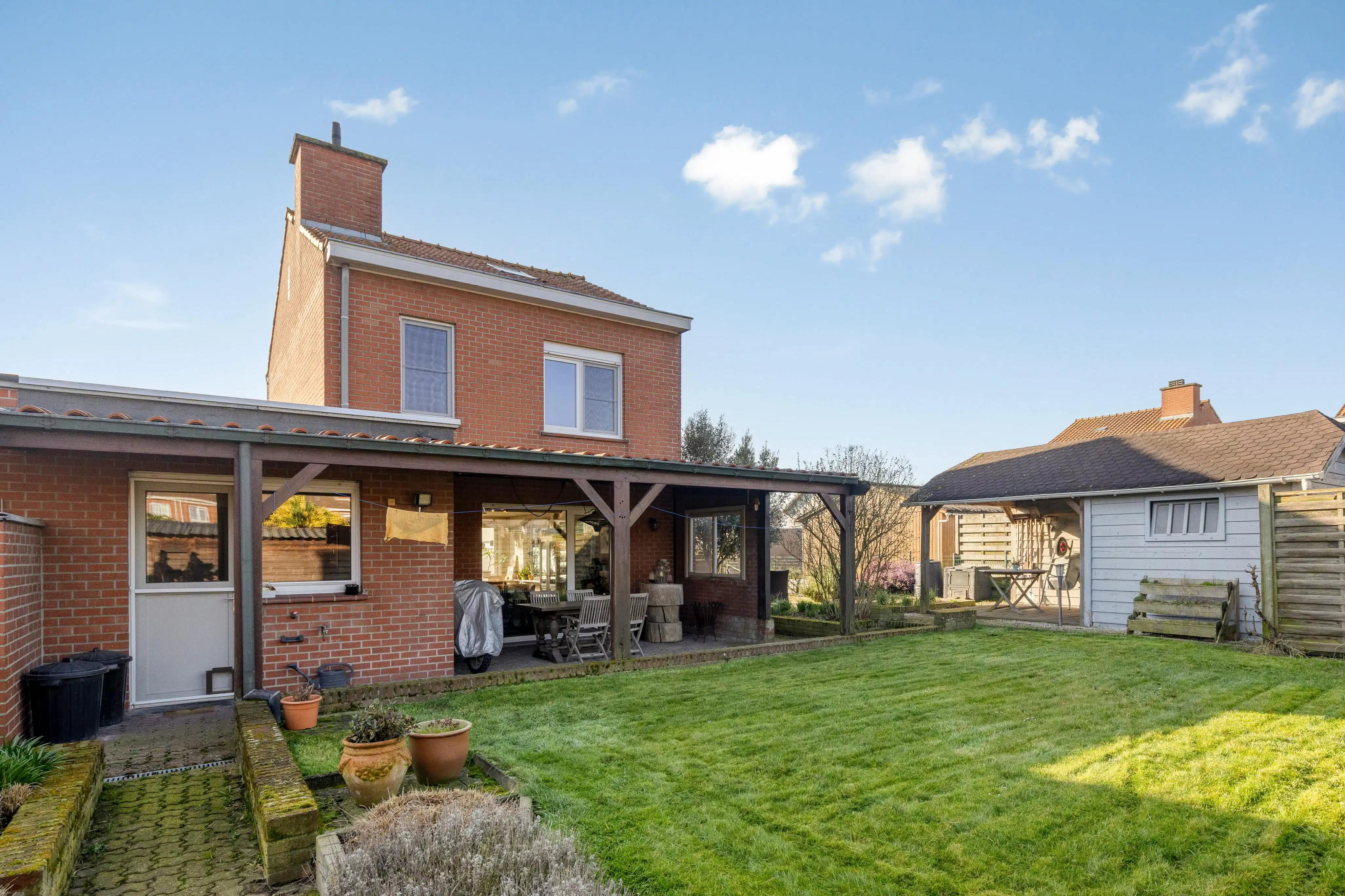 Instapklare woning met 4 slaapkamers in Ardooie. foto 2