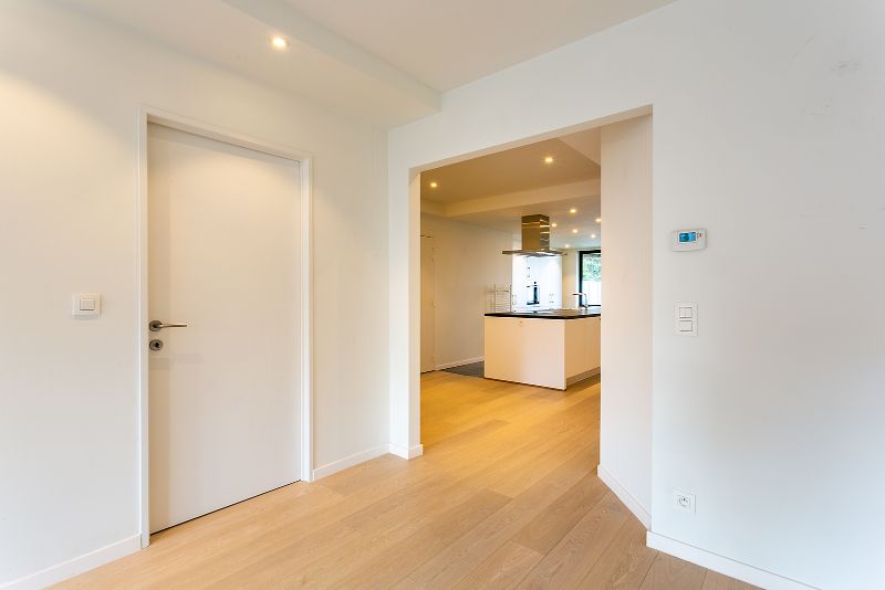 Ruim luxueus 2 slpk. appartement, groot terras, P, hartje Schilde! foto 11