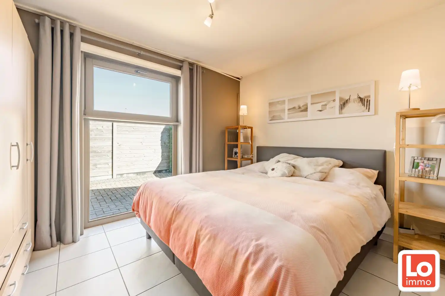 Prachtige instapklare villa met 4 slpks en zwembad op een rustige ligging foto 9