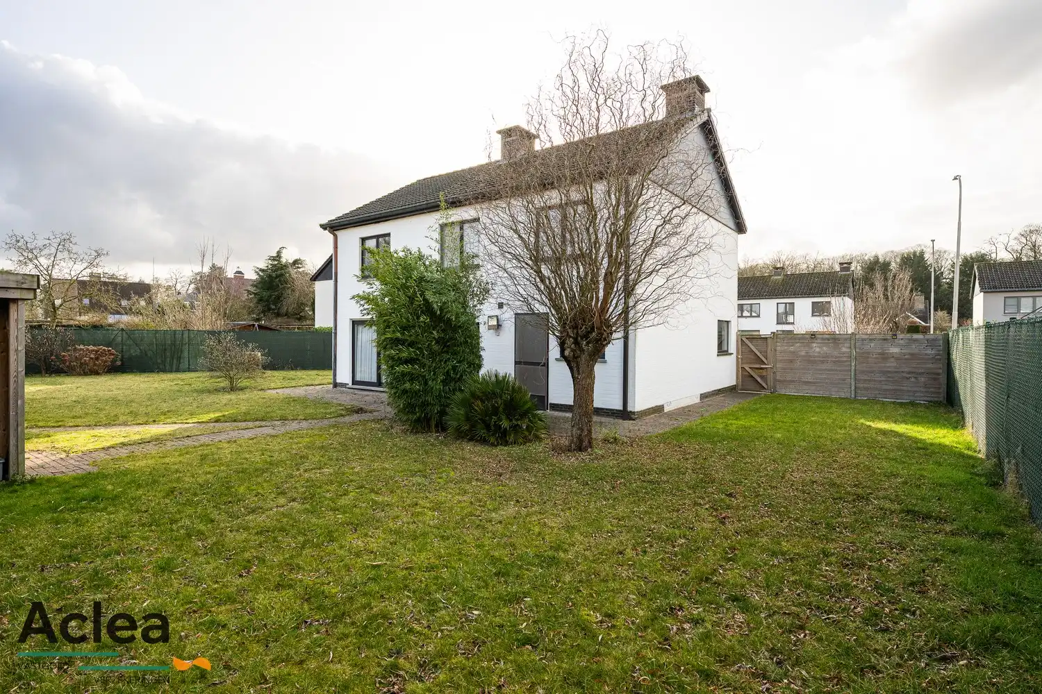 Ruime gezinswoning op een mooi perceel in de Witte Wijk foto 18