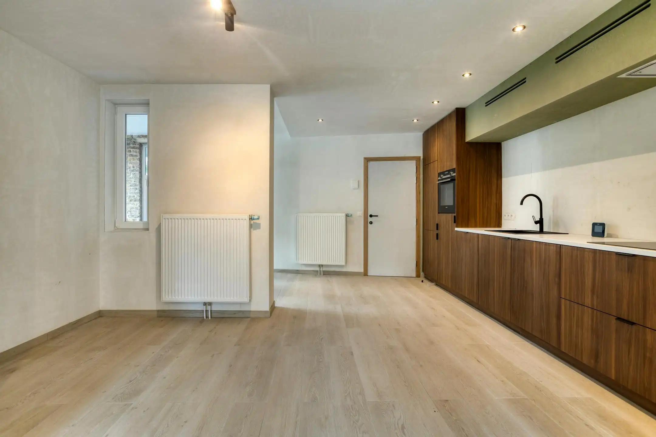 Appartement met één slaapkamer in het centrum van Veurne. foto 3