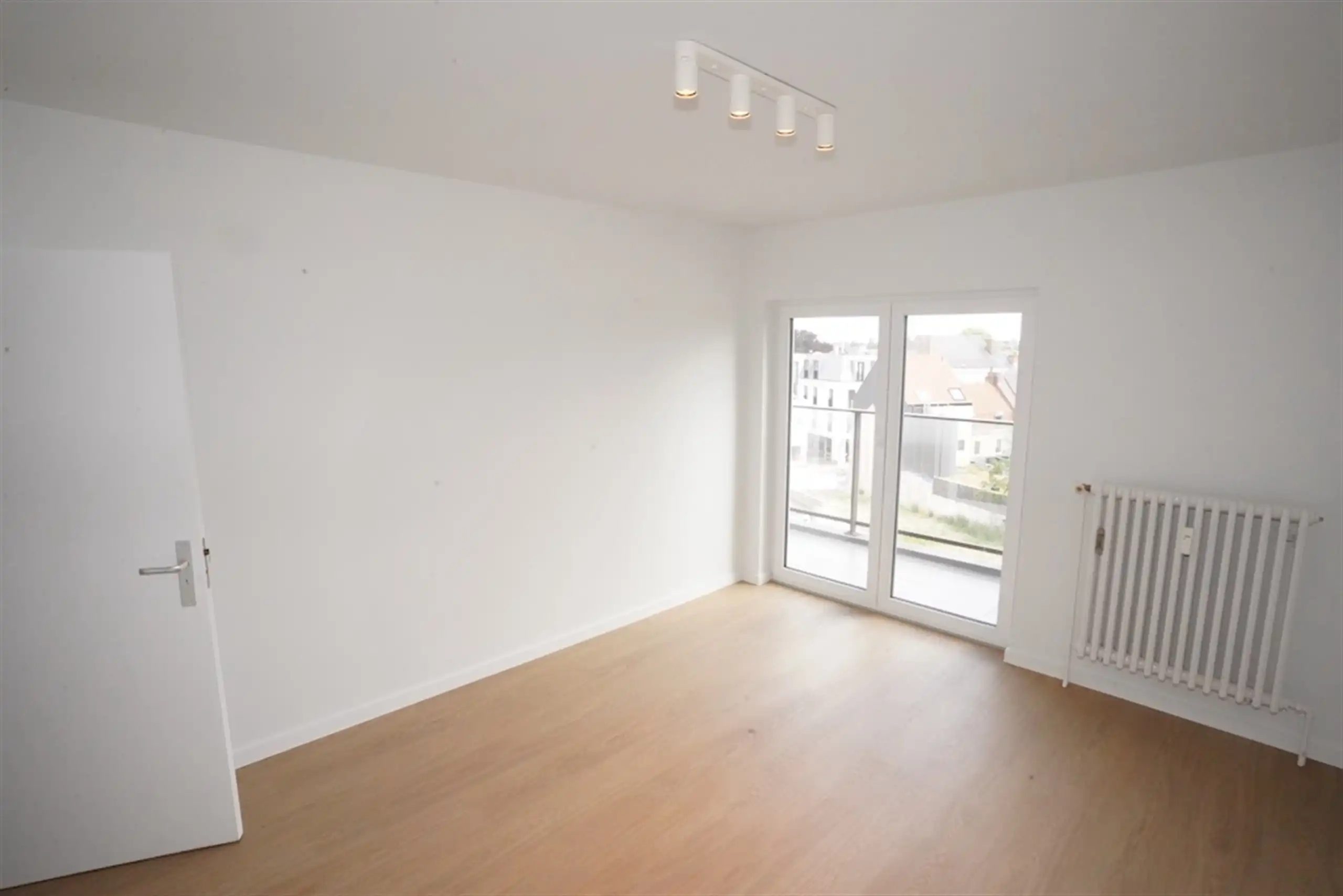 Instapklaar en verzorgt appartement met terras en garage  foto 20