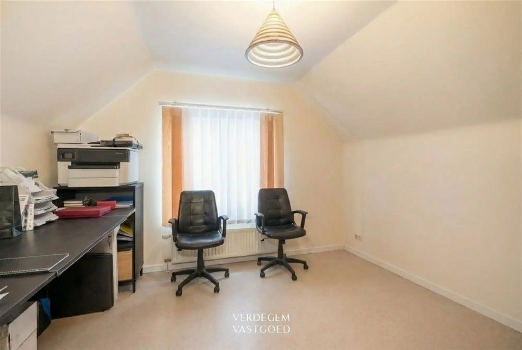 Ruime vrijstaande woning met 3 slaapkamers, tuin en garage / atelier foto 12