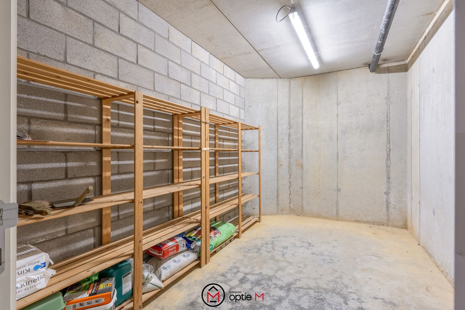 GELIJKVLOERS APPARTEMENT IN BILZEN foto 13