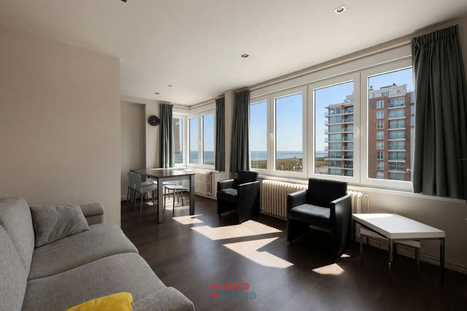 Appartement met 2 slaapkamers op een topligging! foto 7