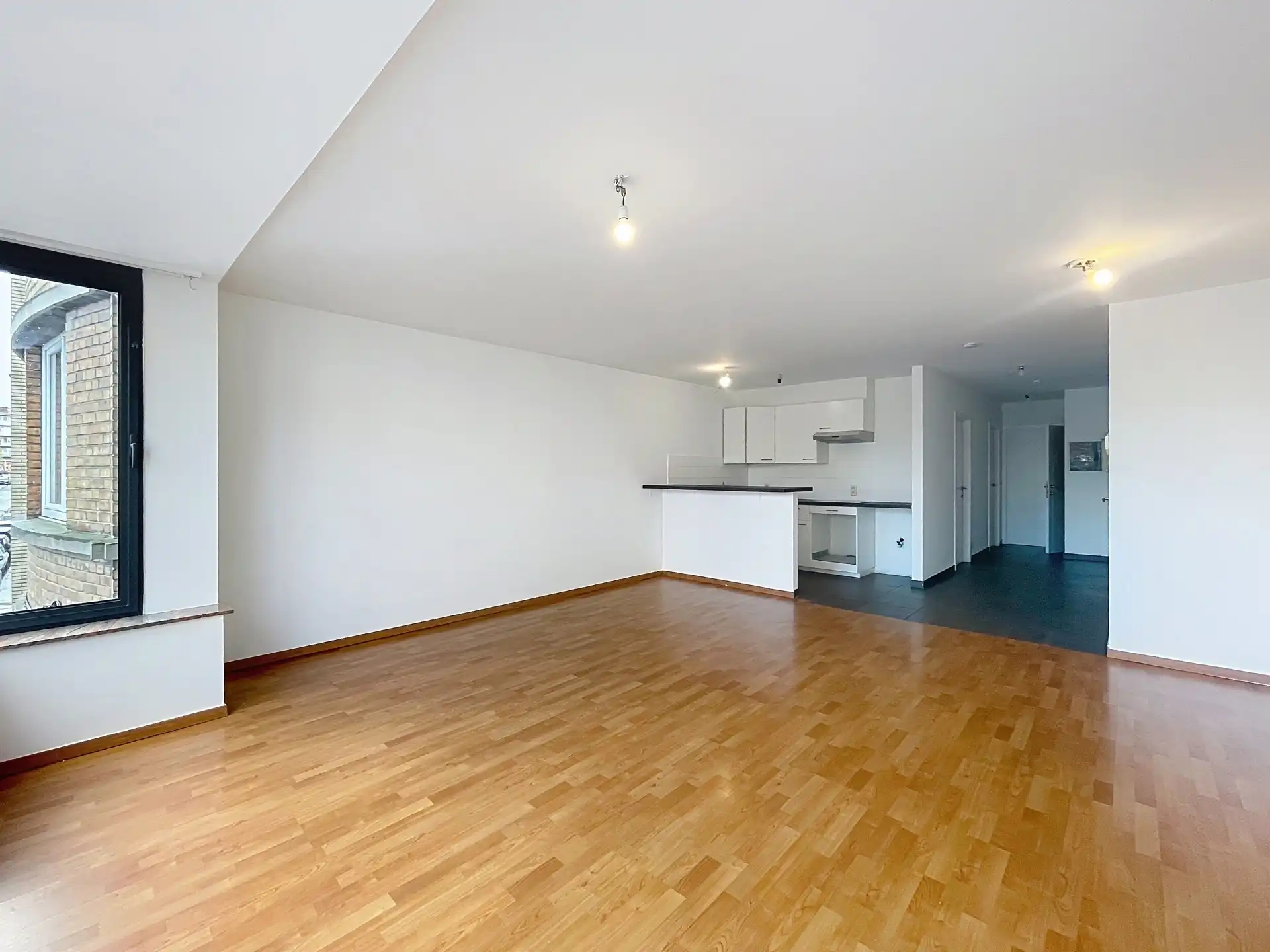 Mooi appartement met 2 slaapkamers in de buurt van Meiser.  foto 2