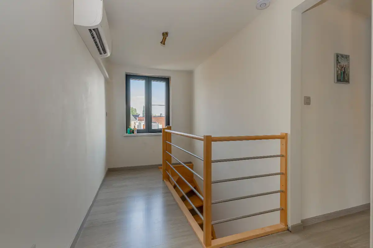 Multifunctioneel pand met praktijkruimte en instapklaar duplexappartement foto 18