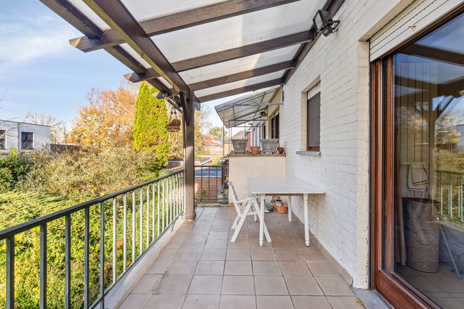 Energiezuinig bel-etage woning met zonnige tuin nabij het Sint-Pietersstation foto 5