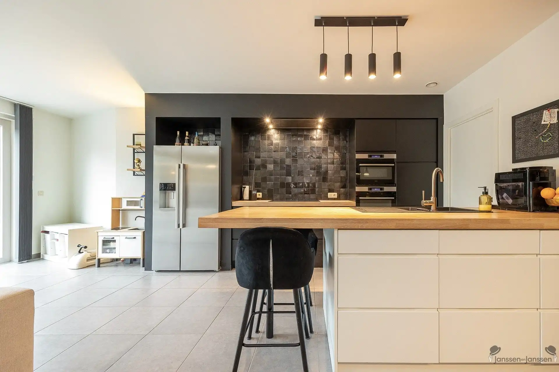 Mooi afgewerkte en ruime energiezuinige woning  foto 9