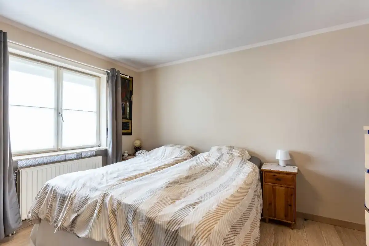 Ruim appartement met inbegrepen garage en ruime kelderberging foto 8