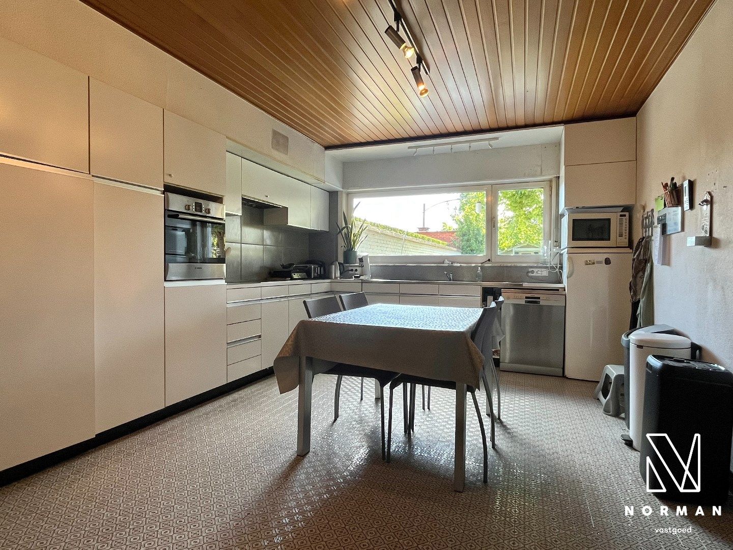Ruime woning te koop in Kuurne – Vijverhoek! 🏡 foto 4
