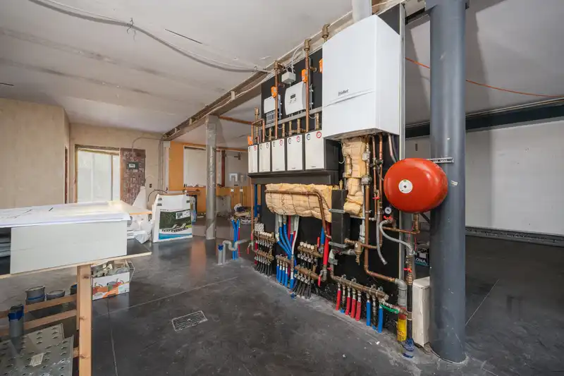 Centrum Roeselare - Zeer ruime loftwoning foto 9