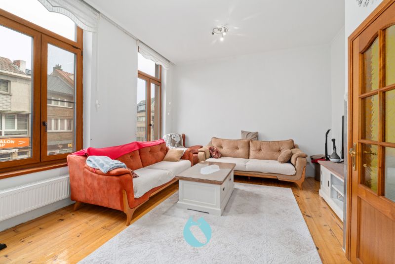 Statig gebouw bestaande uit verschillende units nabij centrum Gent foto 22