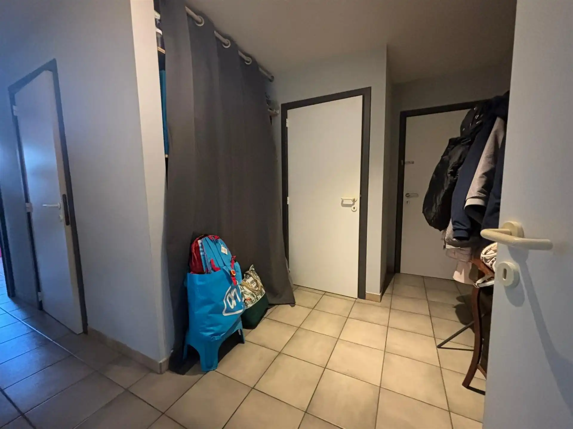 Ruim appartement met twee slaapkamers en staanplaats foto 6