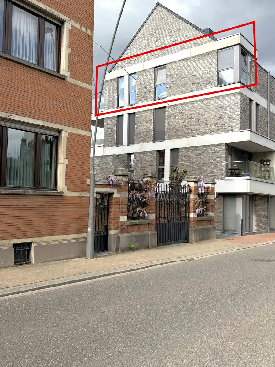 Gunstig gelegen, lichtrijk penthouse foto 23