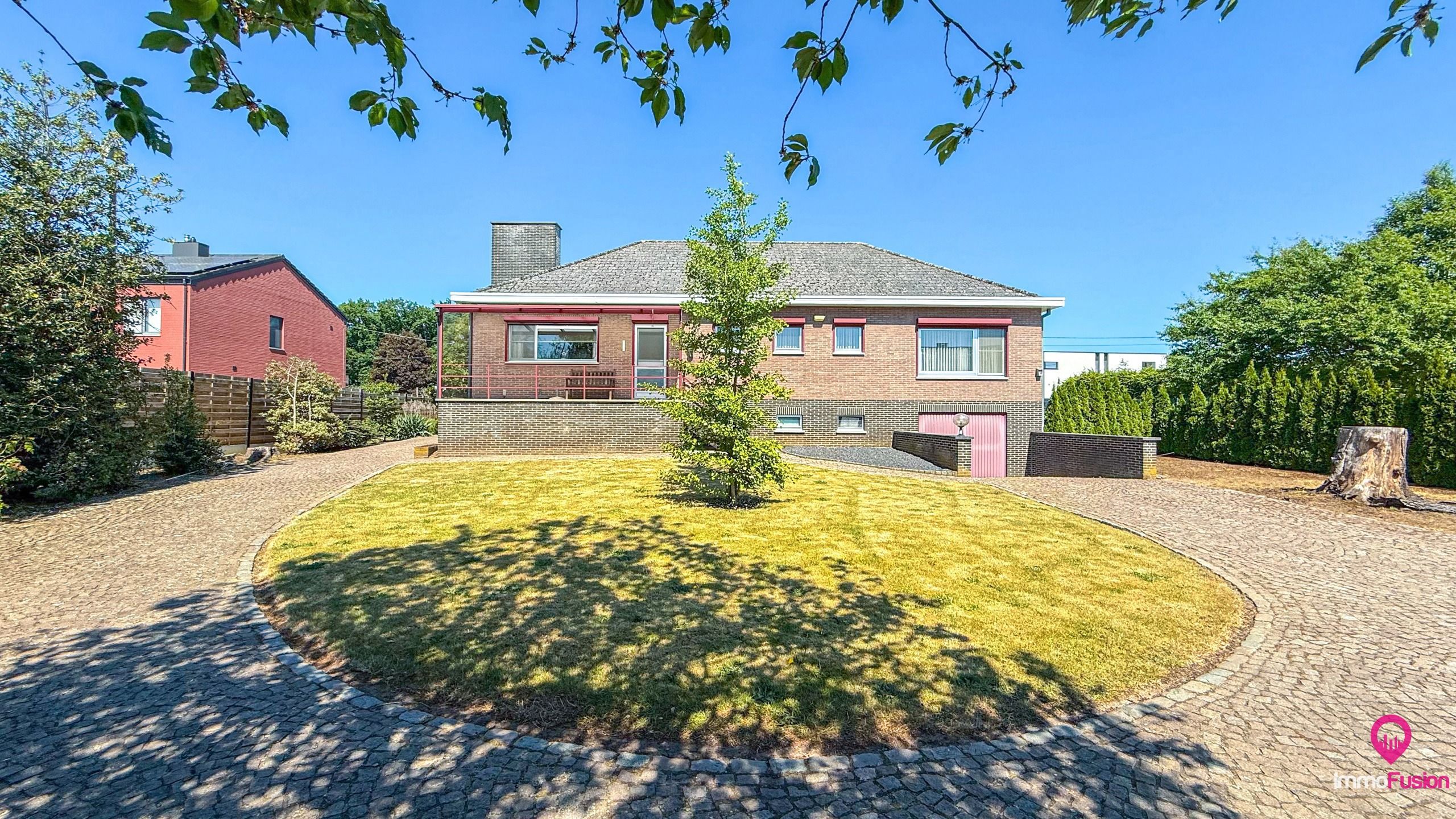 Mooie, volledig onderkelderde bungalow met 3 slaapkamers!  foto 33