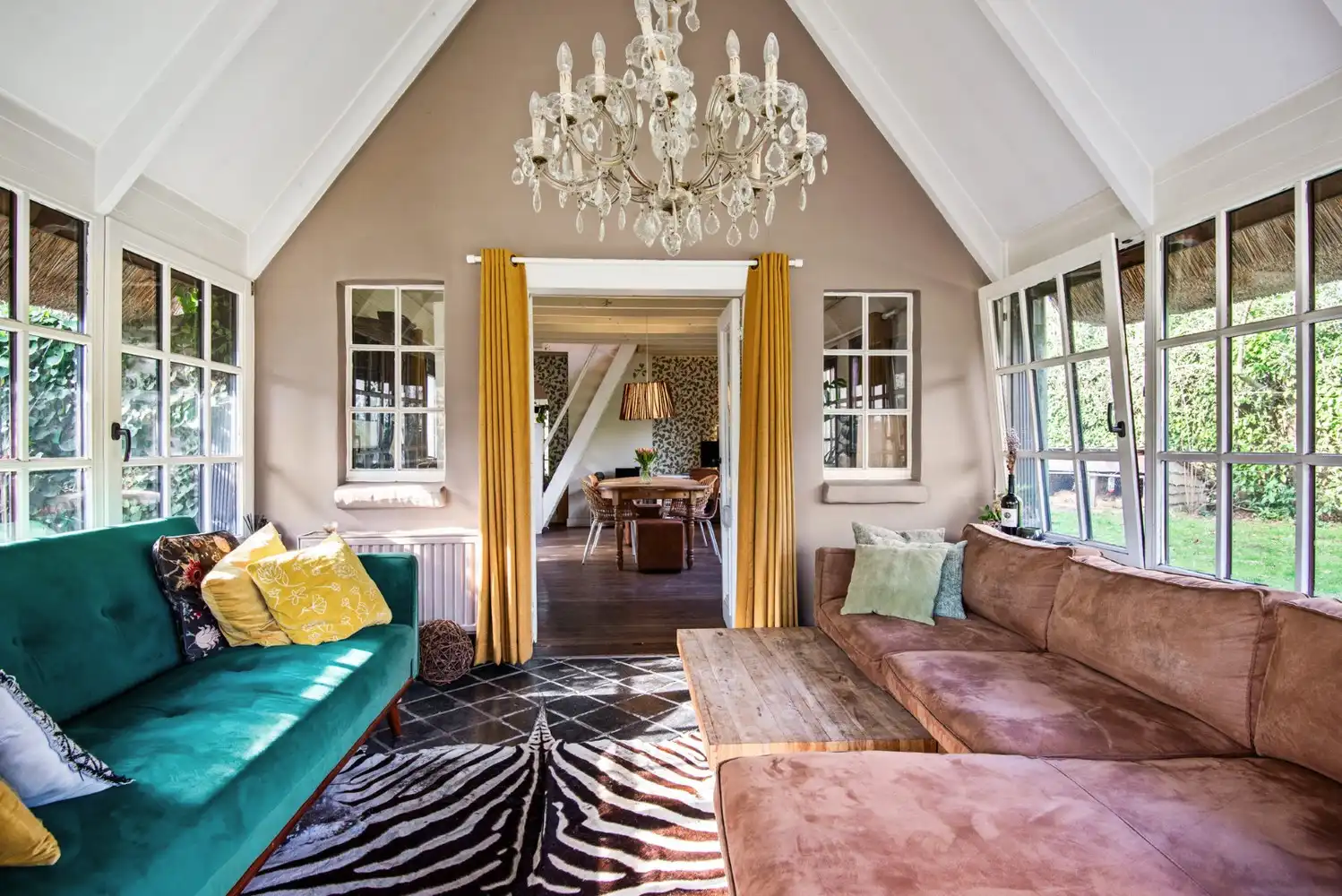 CHARMANTE OPEN BEBOUWING MET 2 SLK EN TUIN! foto 3