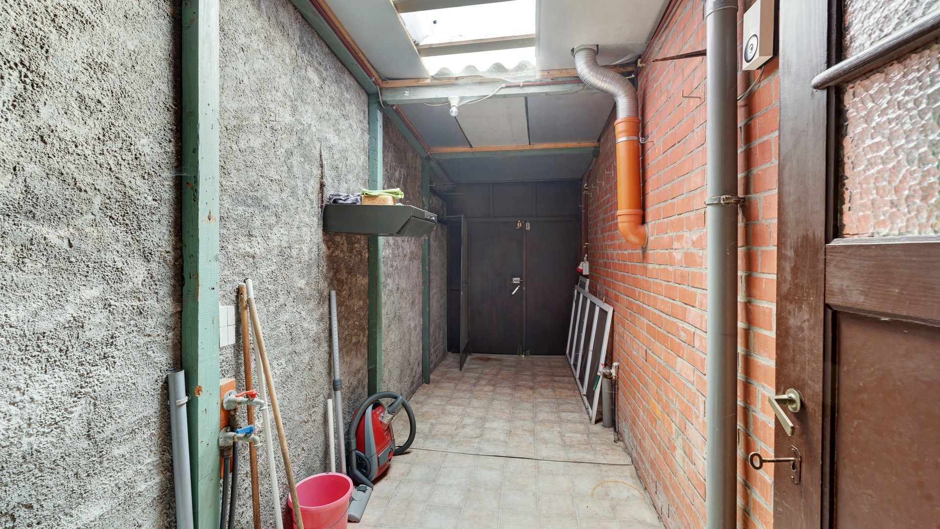 Breed woonhuis met diepe garage te Westkapelle foto 14