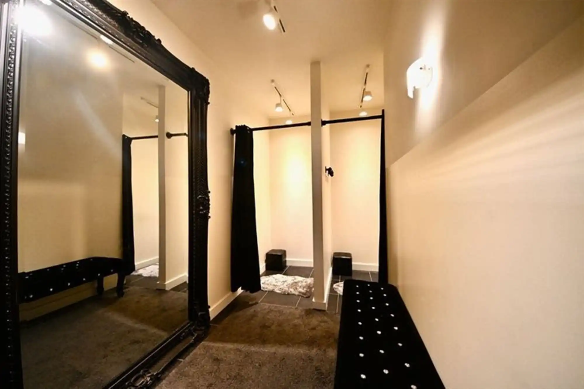 Handelspand met woonst.  foto 8