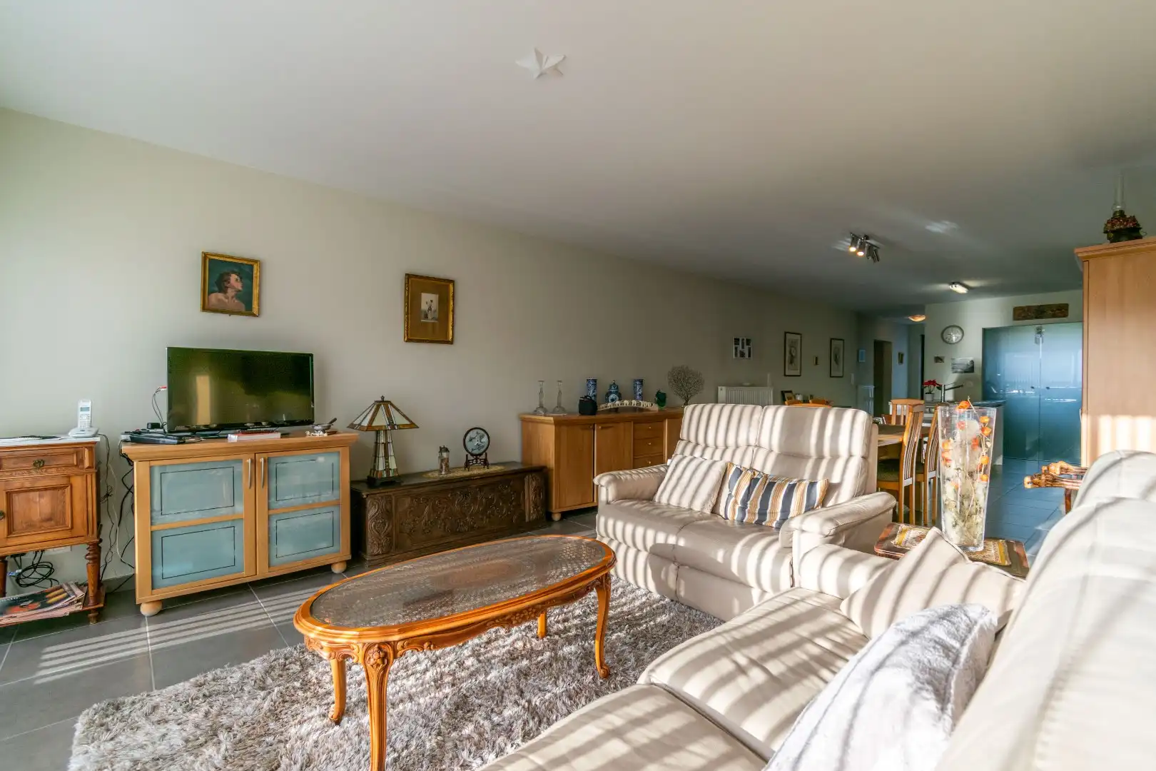 INSTAPKLAAR APPARTEMENT MET 3 SLAAPKAMERS + TUIN ! foto 15