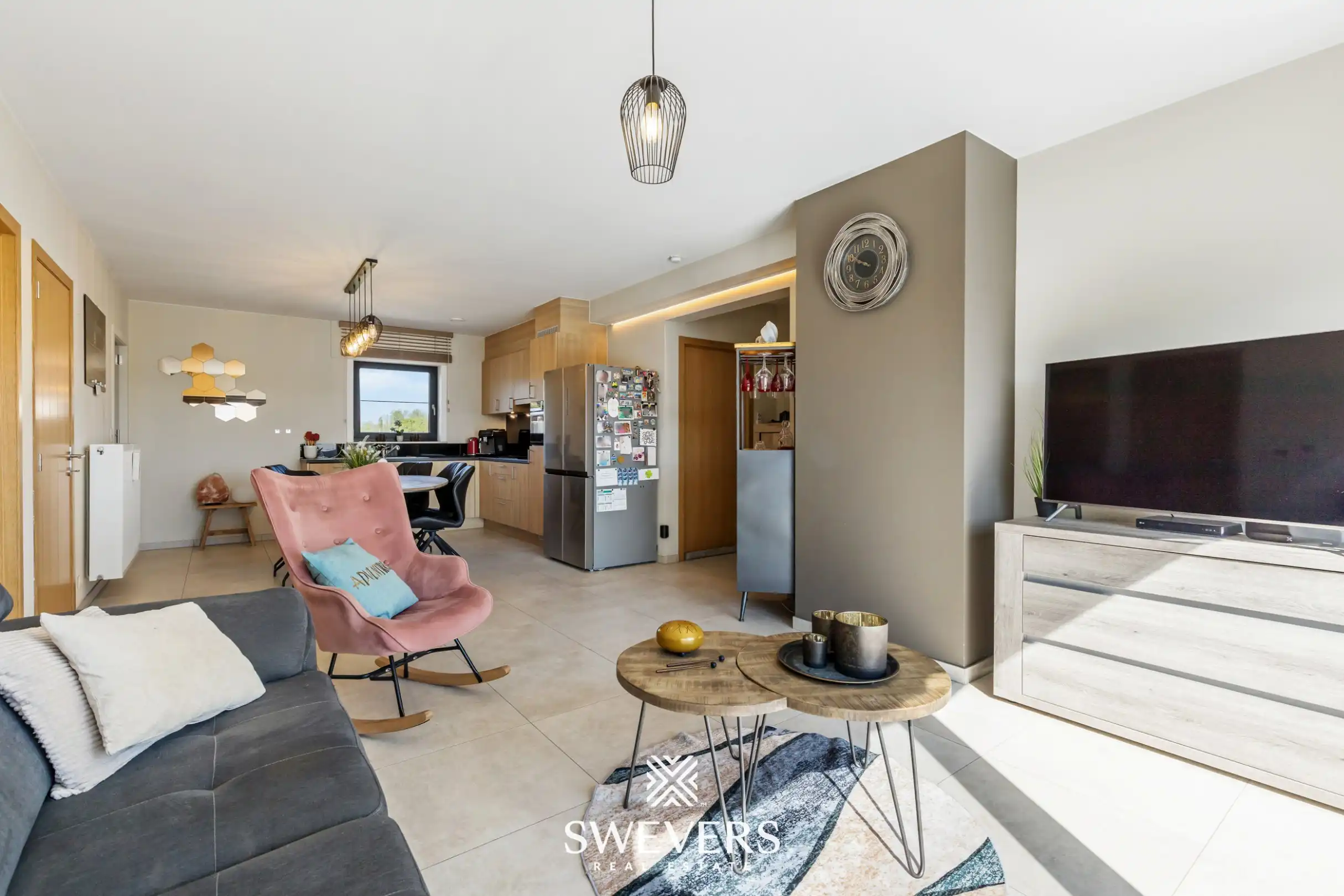 Instapklaar appartement met 2 slaapkamers en ruim terras in recent gebouw te Laakdal foto 5