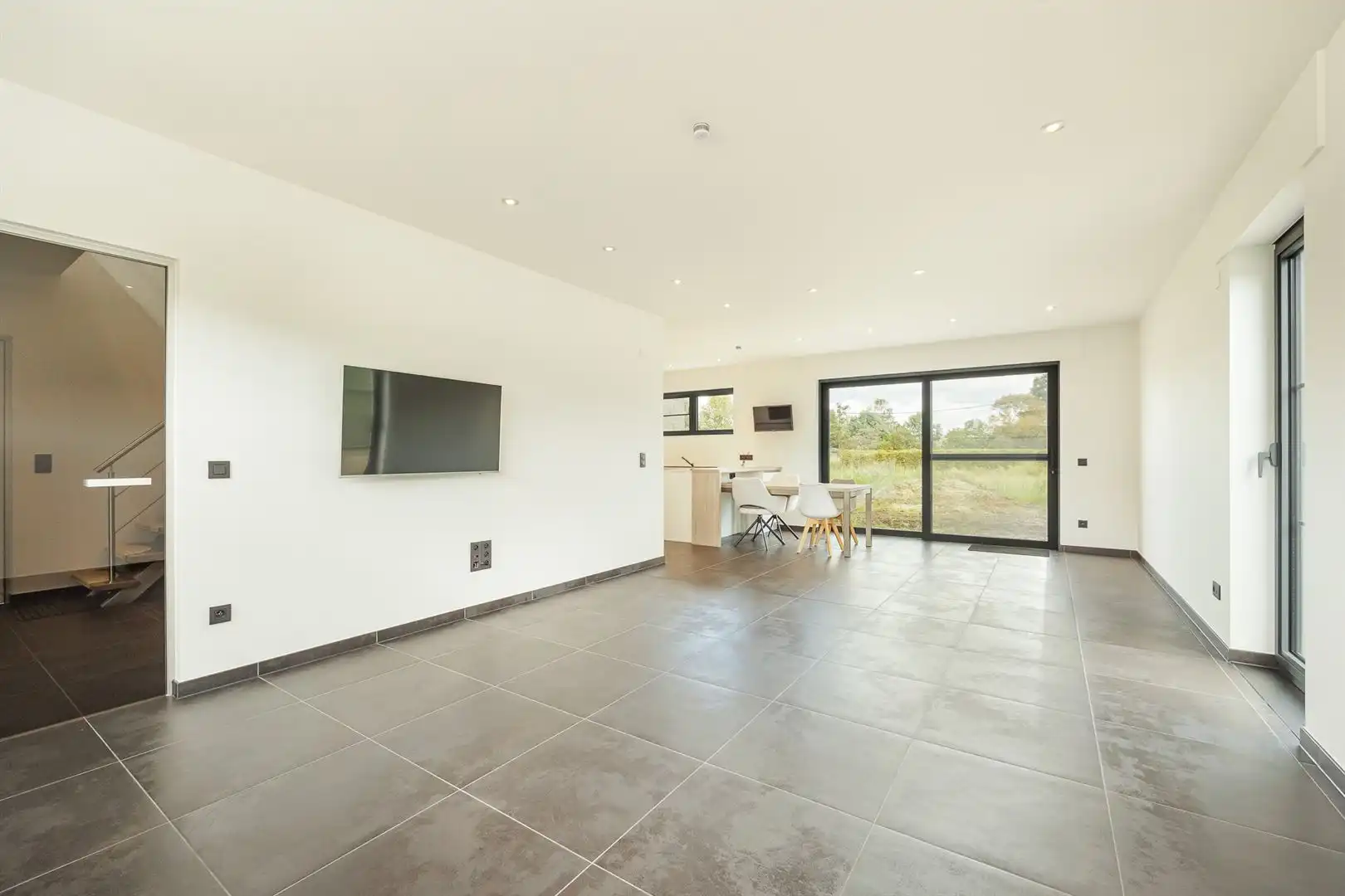 Topwoning! Kwalitatief en instapklaar! foto 2