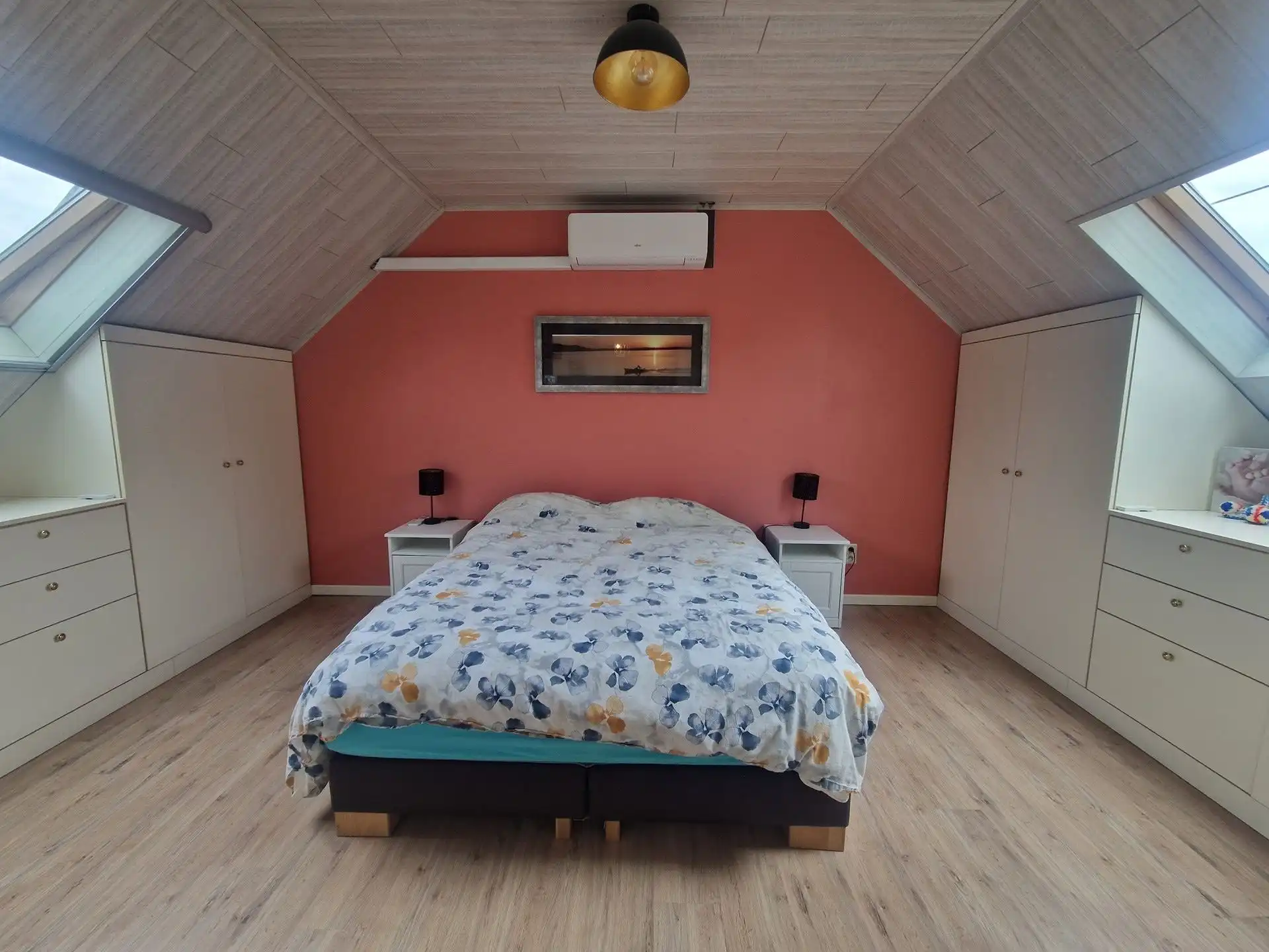 Instapklare, zeer verzorgde woning gelegen te Schriek, op de grens met Putte. foto 10