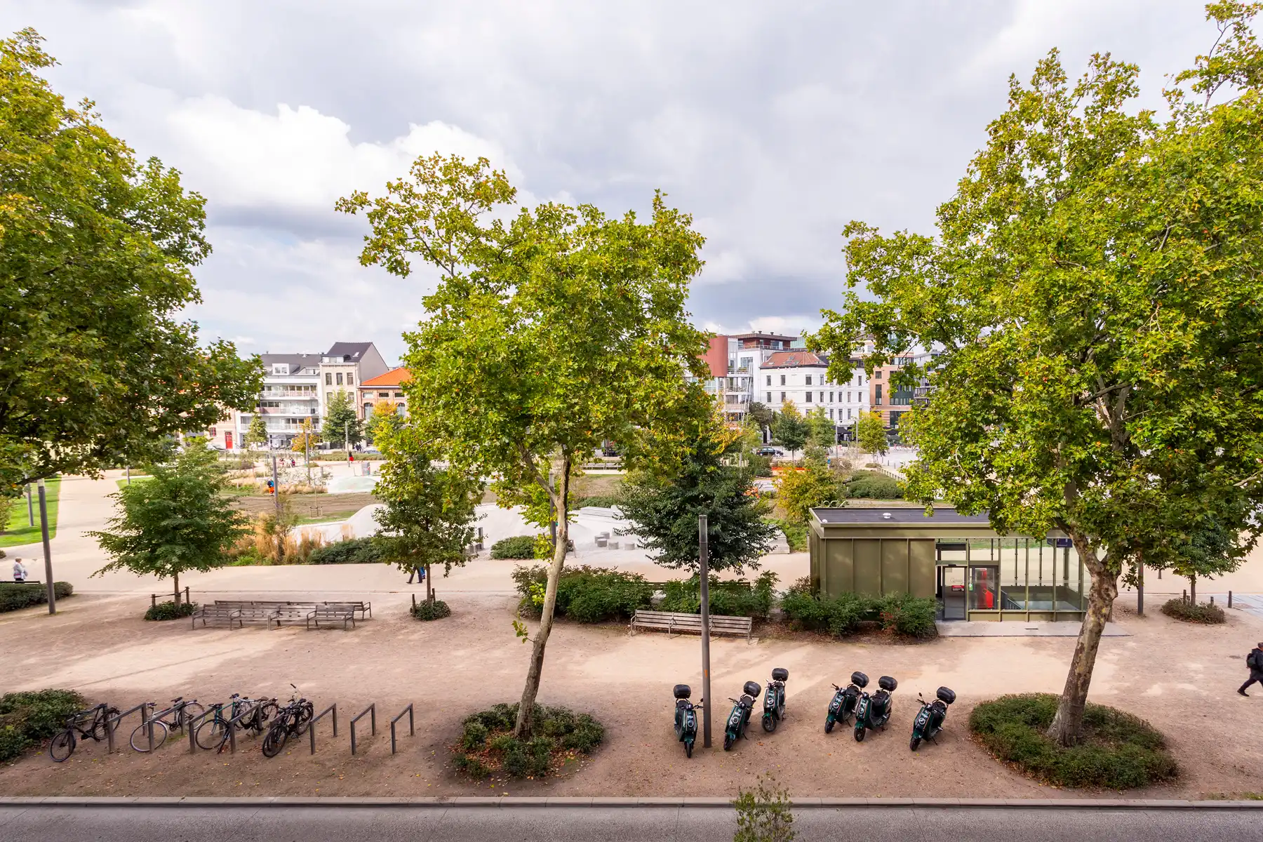 Instapklaar appartement overkijkend Park Dok Zuid foto 3
