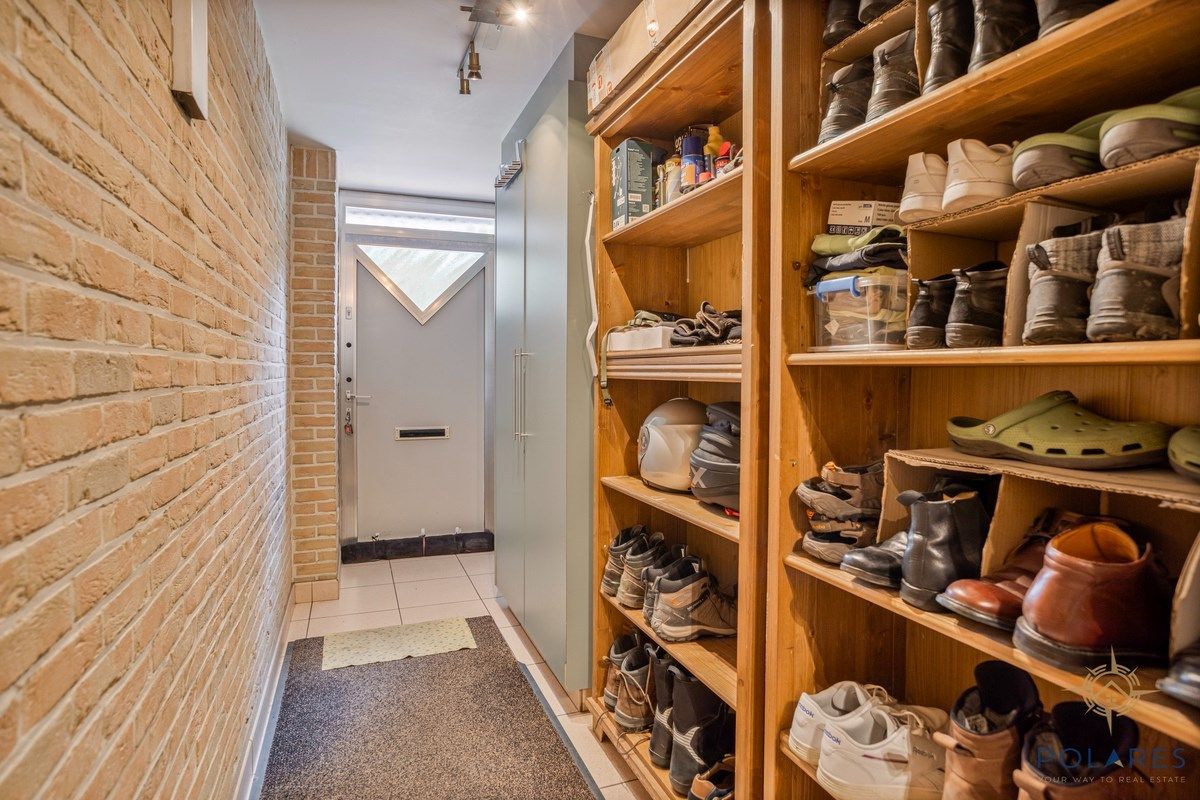 handelspand met ruime woning foto 12