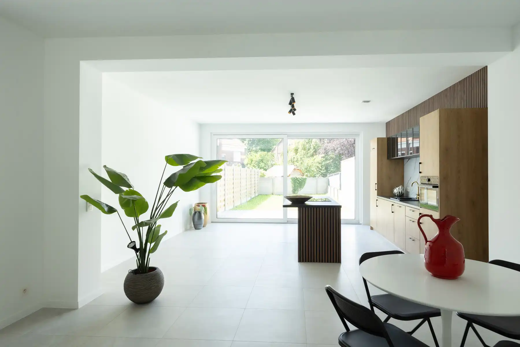 Instapklare woning met tuin in het rustige Leugenberg foto 2