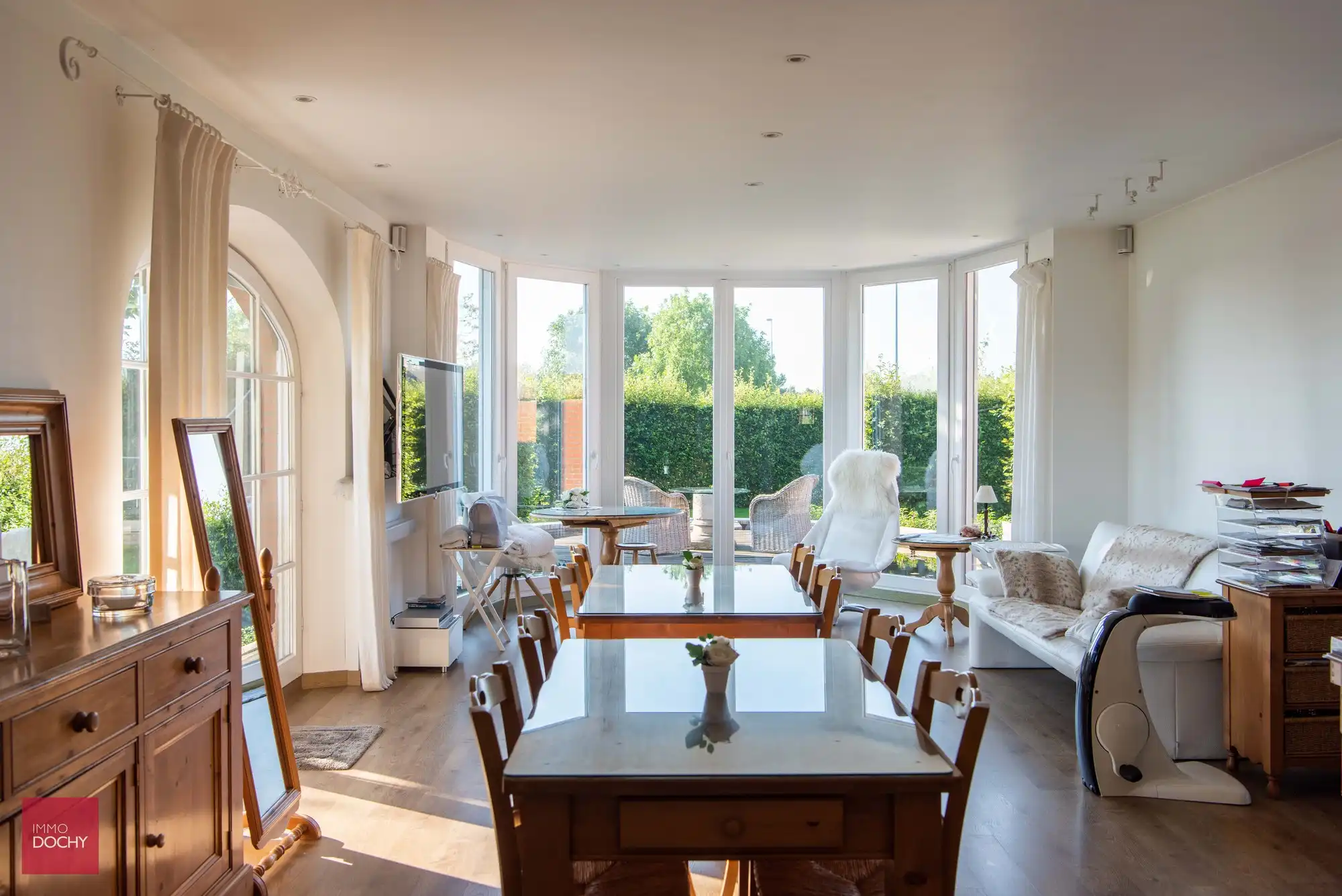 Verzorgde ruime villa op gunstige ligging foto 9