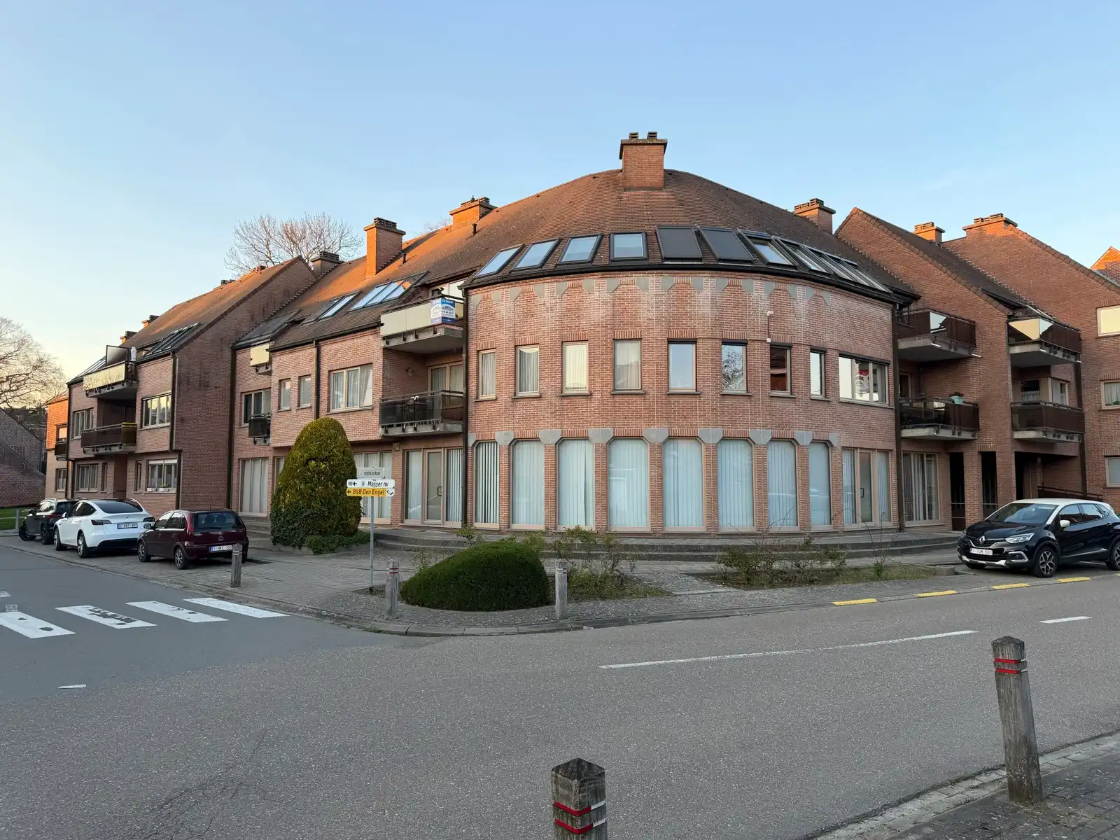 Appartement te huur foto {{pictureIndex}}