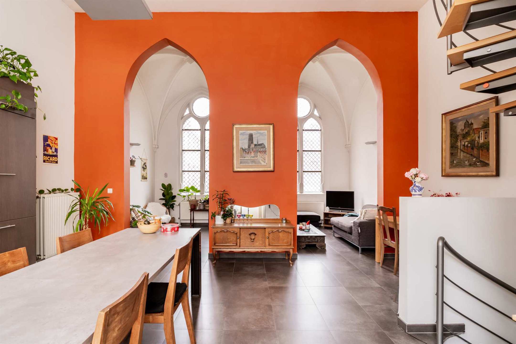 Unieke kloosterwoning gesitueerd in het Patershof  foto 3