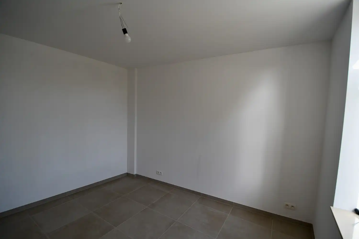 Volledig gerenoveerde dorpswoning met 3 slaapkamers foto 11