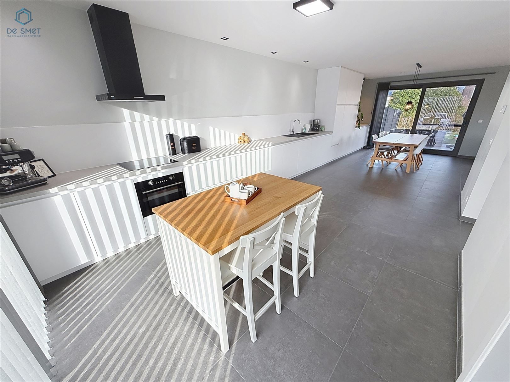 Instapklare, energiezuinige nieuwbouwwoning met 4 slaapkamers, tuin en terras foto 6