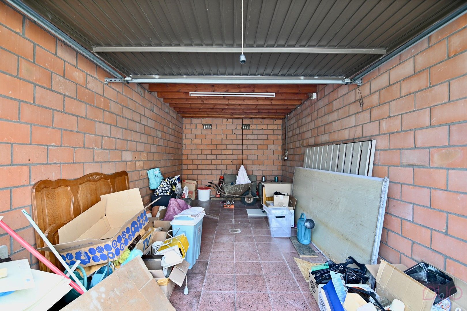 Charmante halfopen gezinswoning nabij het centrum van Sint-Truiden met 2 garages foto 26