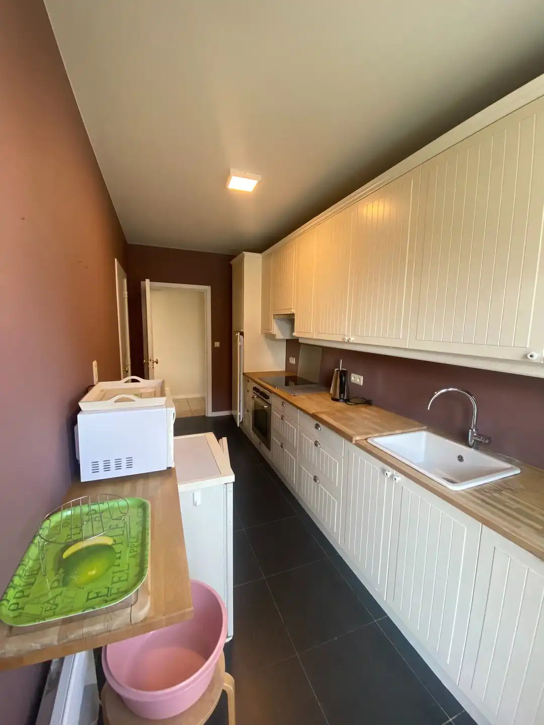 Gemeubeld: ruim appartement vlakbij zee! foto 6