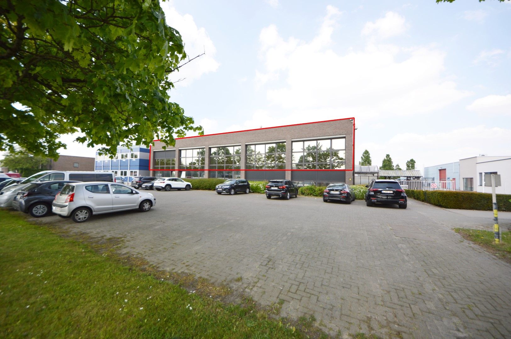 Commerciële ruimte te huur Industrielaan 17a - 9300 Aalst