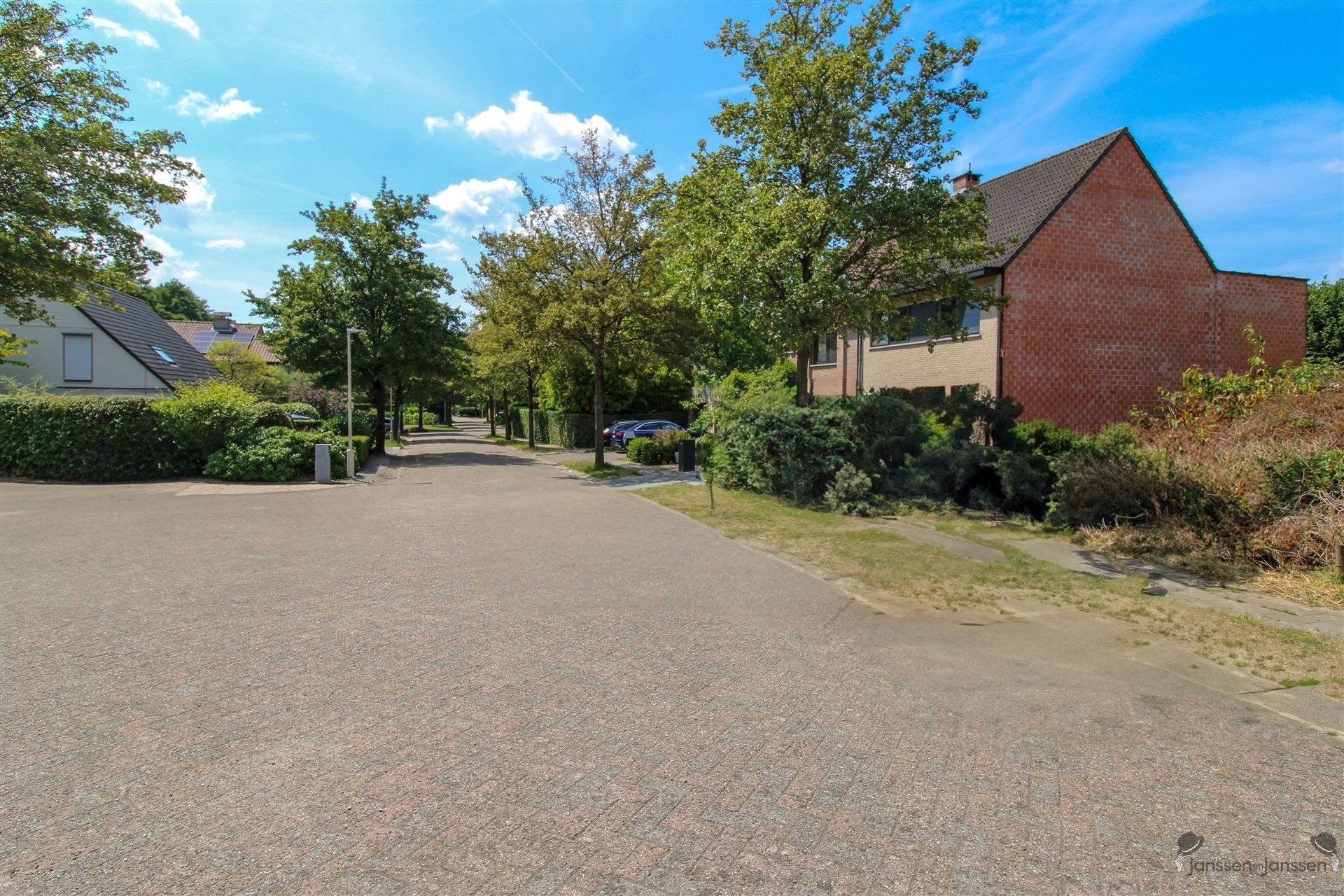 bouwgrond 540 m² (of 2 percelen van 270 m²) foto 2