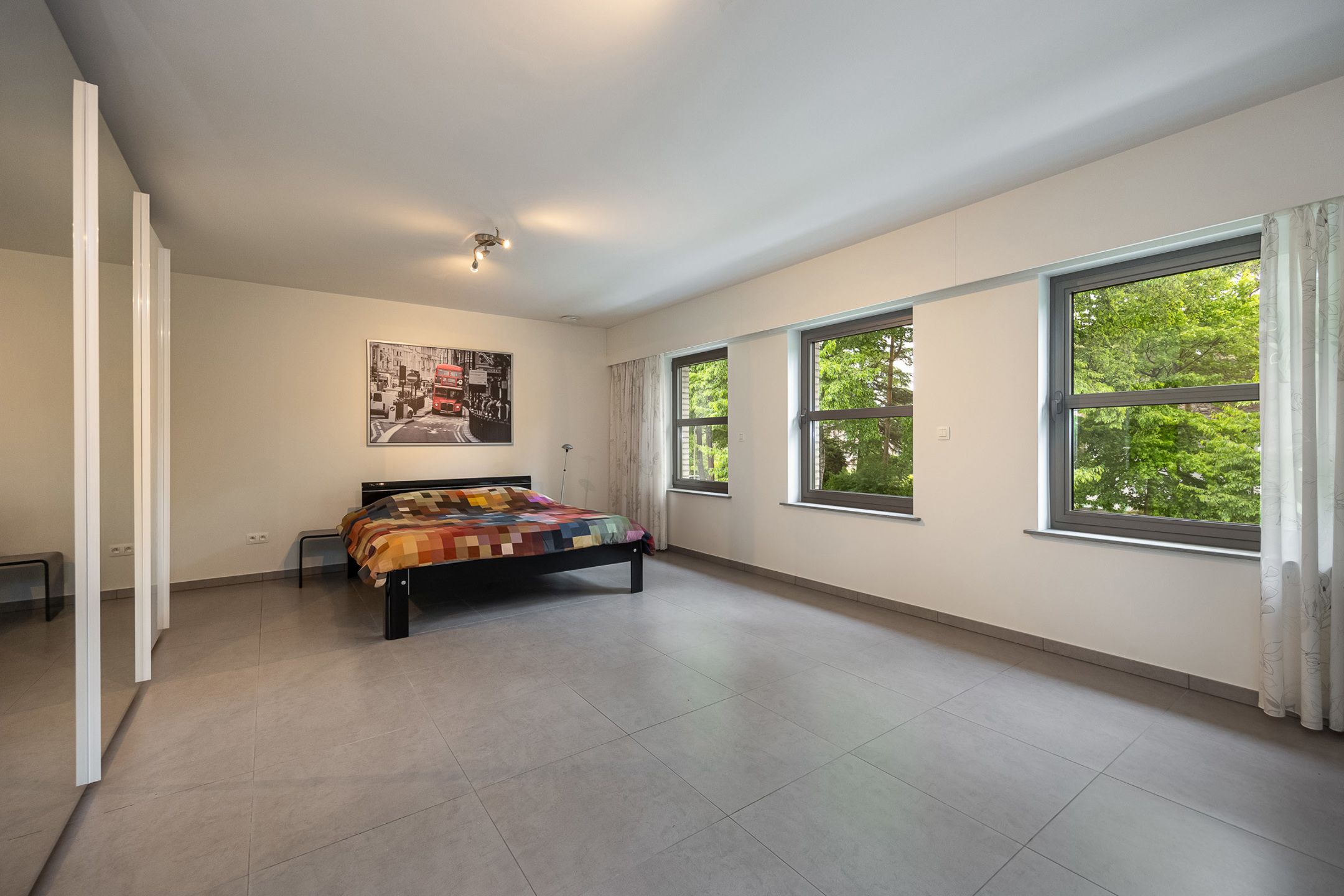 BRASSCHAAT - Moderne en vrijstaande villa met zwembad foto 12