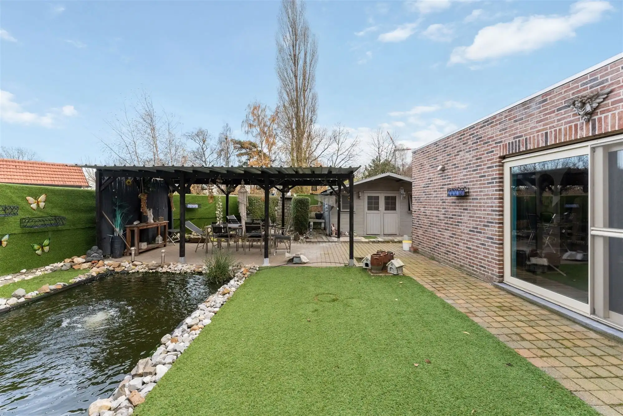 RUIME WONING MET 5 SLAAPKAMERS OP CENTRALE LIGGING VLAK BIJ BERINGEN CENTRUM foto 24