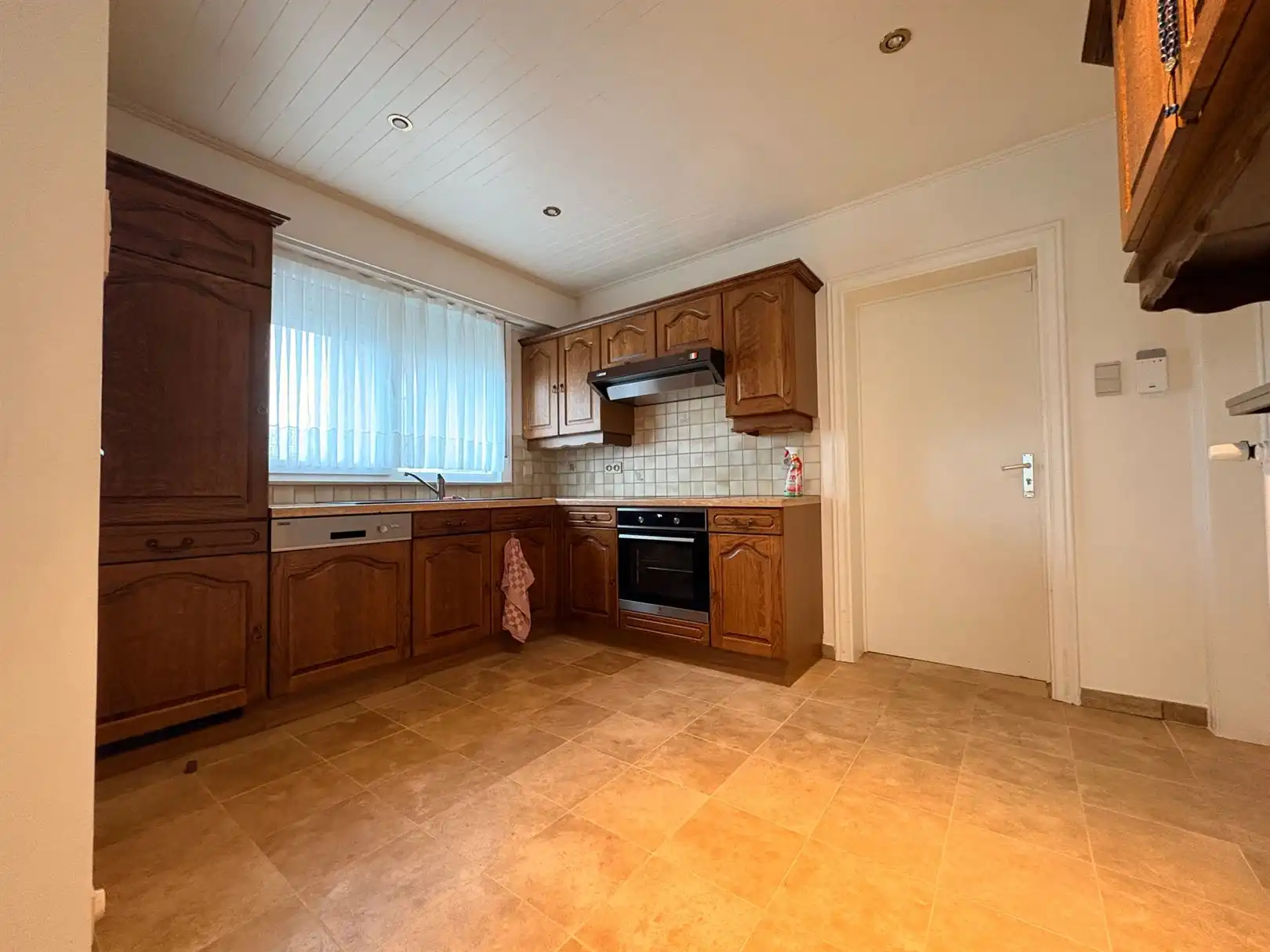 WONING MET MAGAZIJN VAN 216 M²  foto 6
