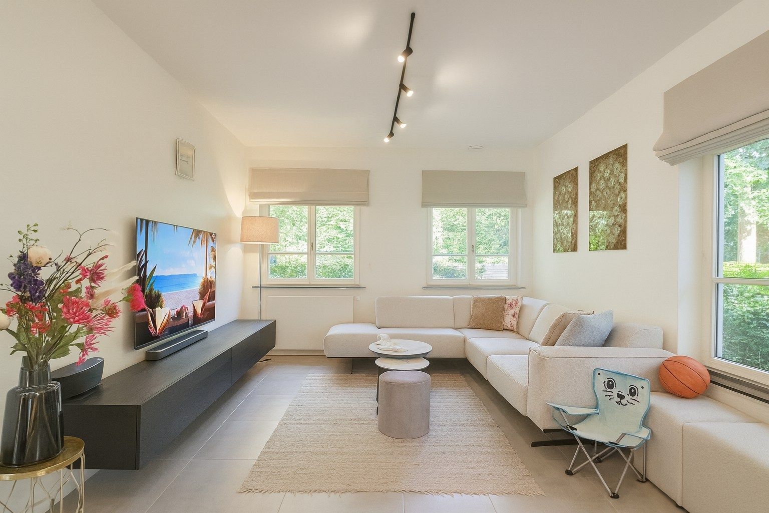 STIJLVOLLE VILLA OP EEN TOPLOCATIE IN NEERHAREN-LANAKEN !  foto 2