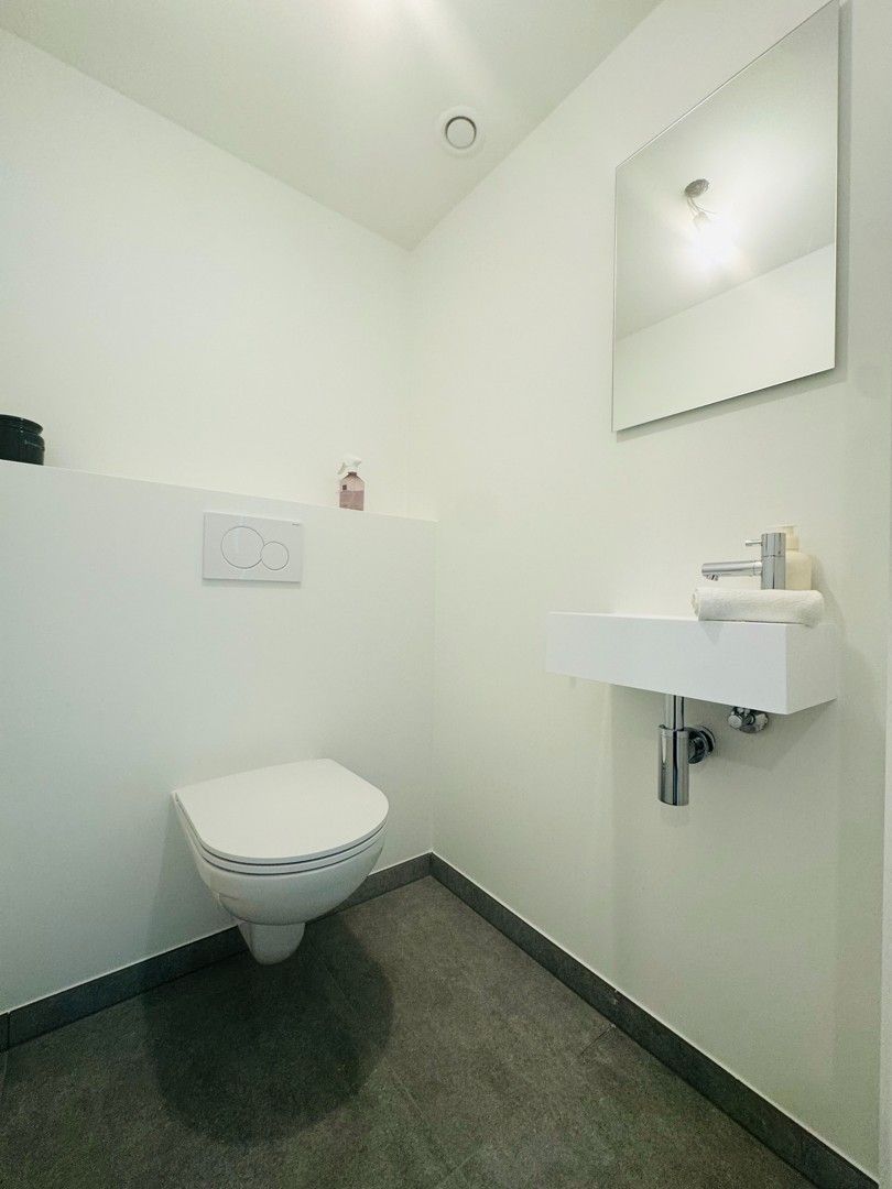 Subliem appartement in het bruisende hart van Waregem! foto 10