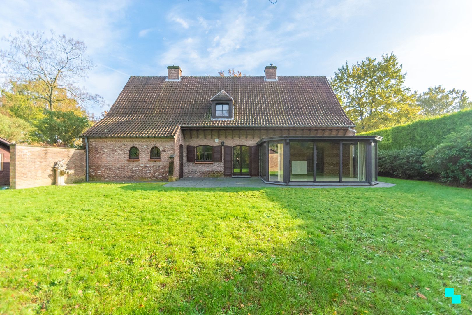 Statige villa in gegeerde wijk te Zwijnaarde foto 26