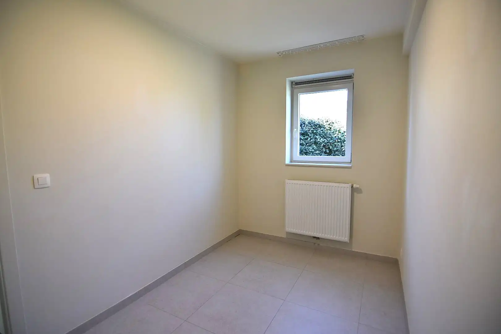 Ruim 3-slpk appartement met zonnig terras foto 11