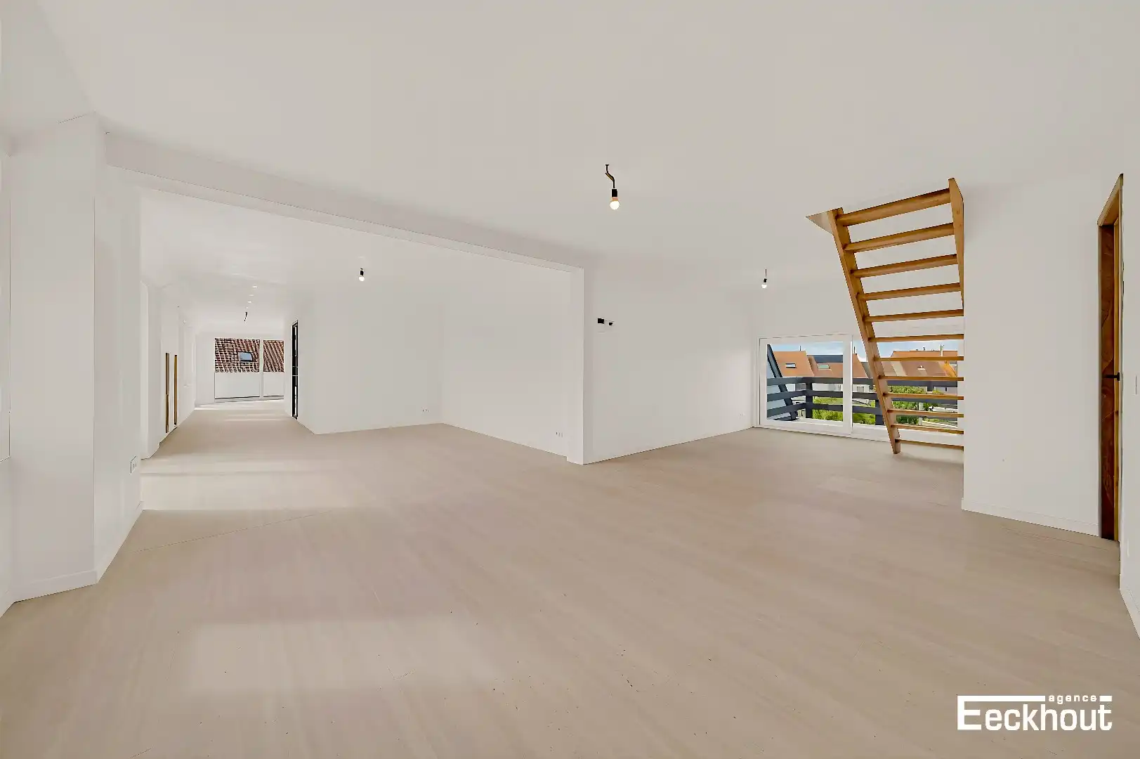 Uniek, ruim appartement (181 m²) met 4 slaapkamers & 4 zonneterrassen! foto 2