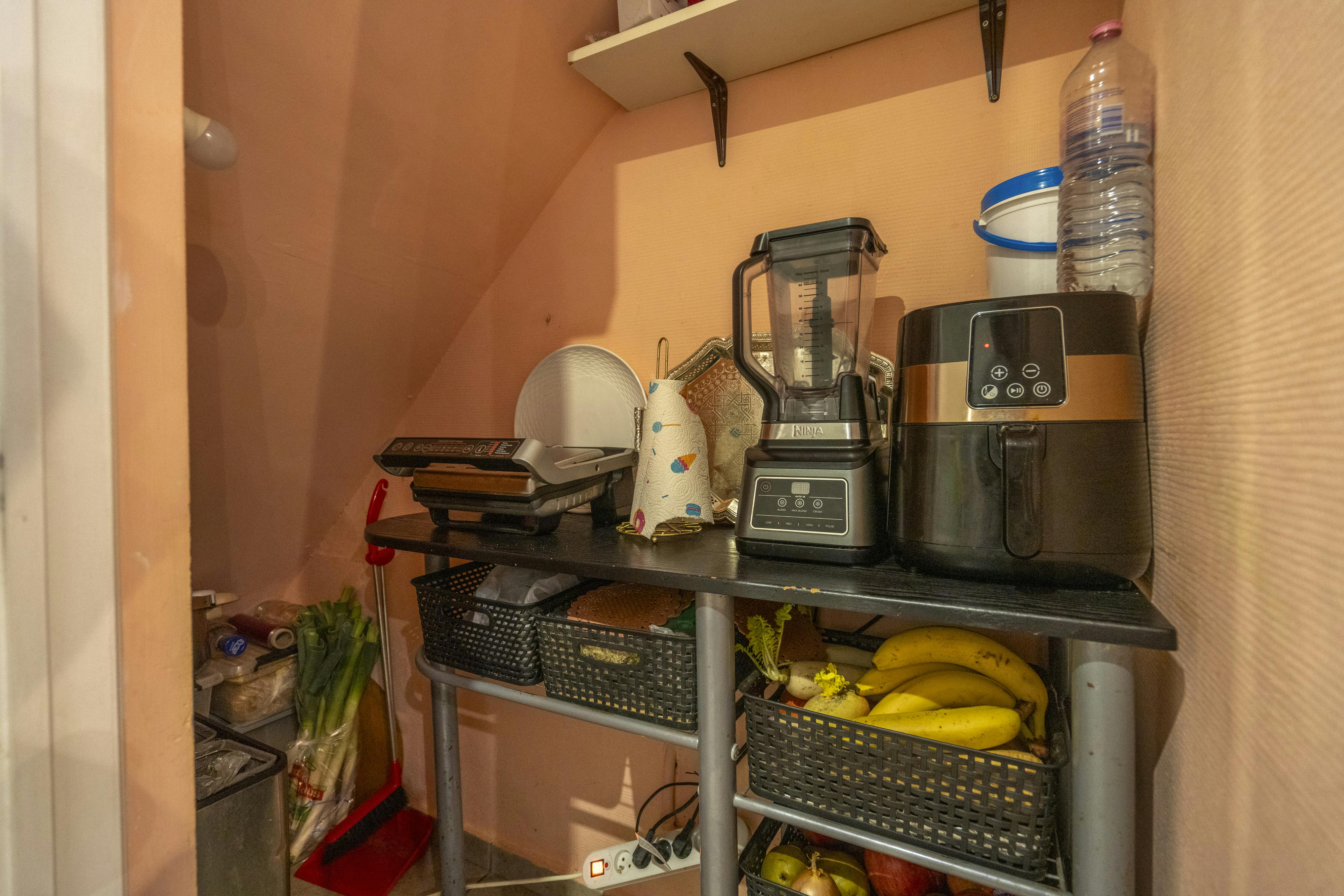 Opbrengsteigendom met twee appartementen te koop in Kortrijk foto 16
